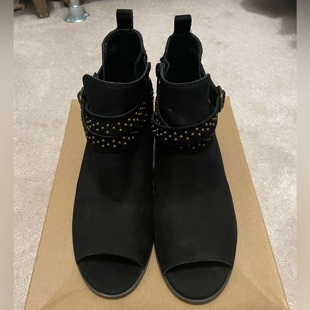 Lucky Brand Open-toe booty- size 7
